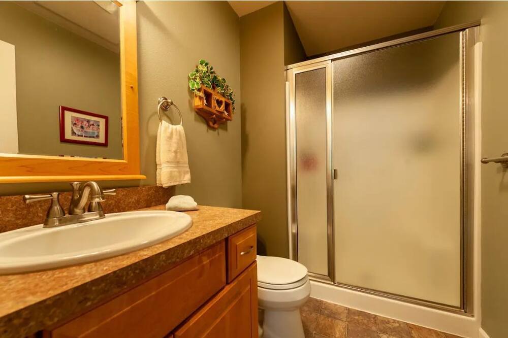 Photo of Bathroom in Lummi Island