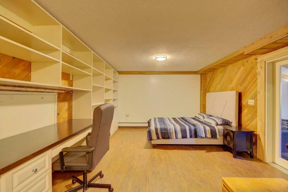 Photo of Bedroom in Parker