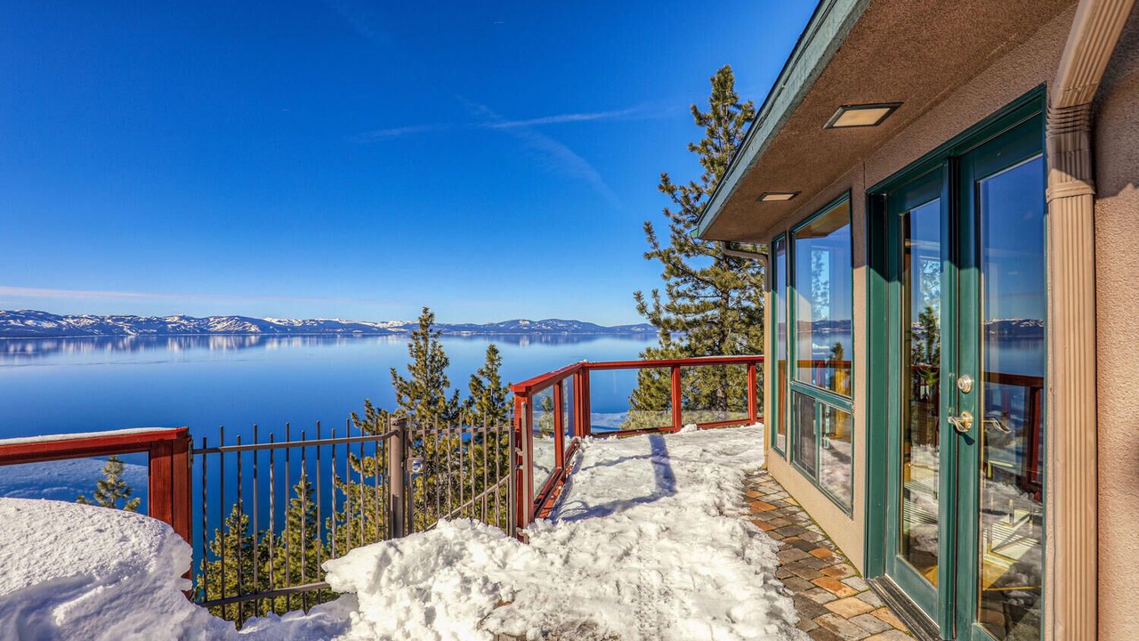 Photo of Outdoor in Lakeridge