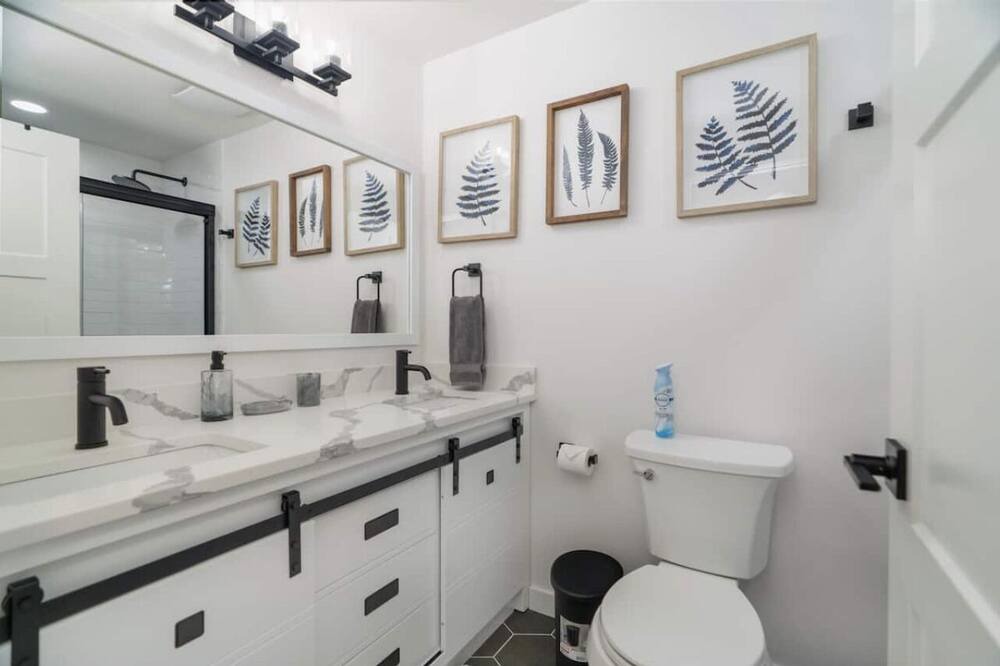 Photo of Bathroom in Picnic Point-North Lynnwood