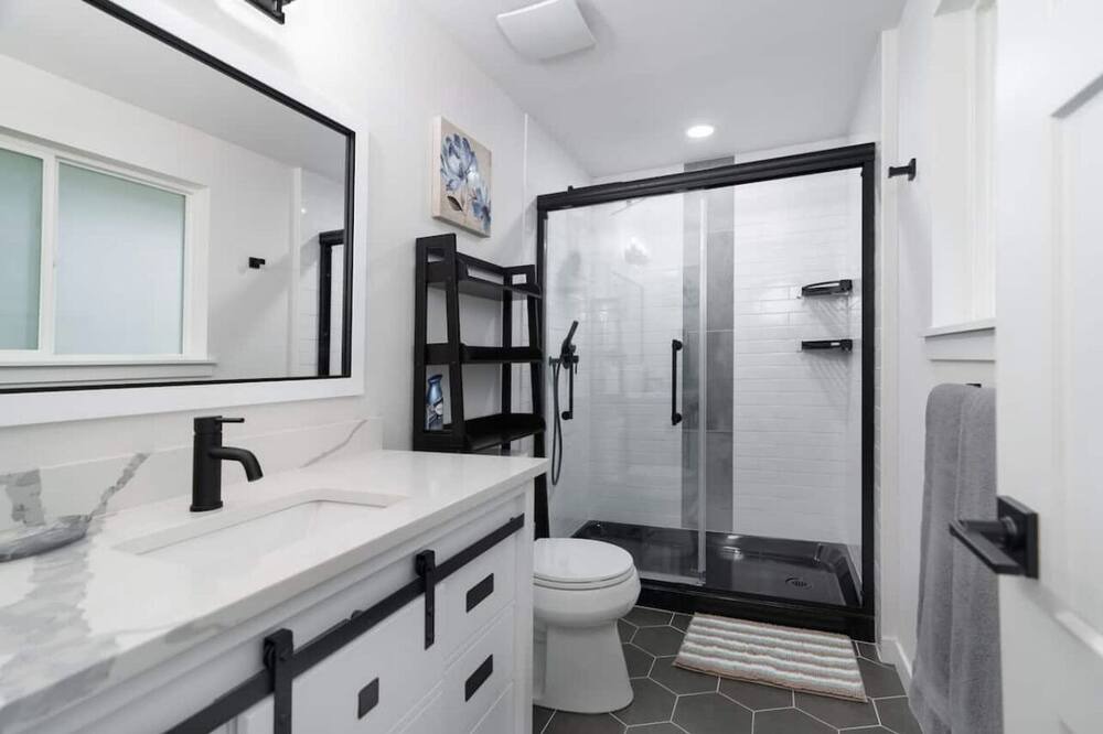 Photo of Bathroom in Picnic Point-North Lynnwood