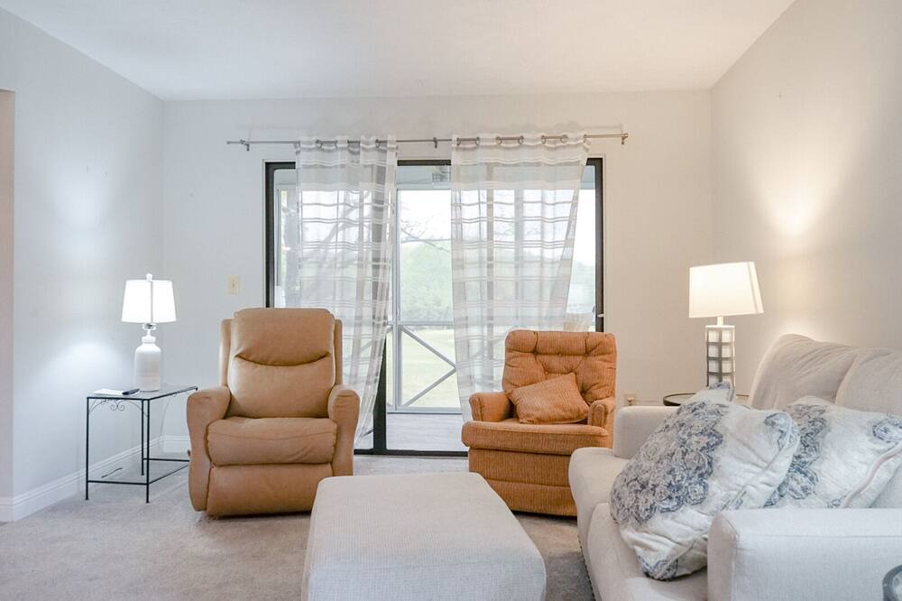 Photo of Livingroom in Burnside