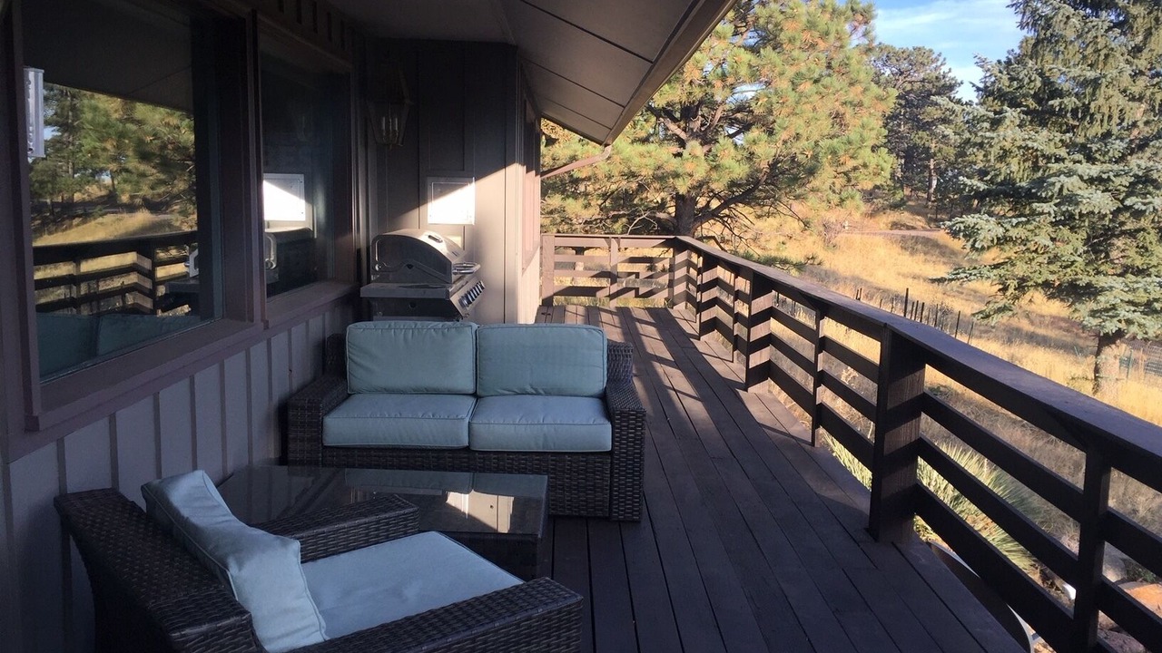 Photo of Outdoor in Golden