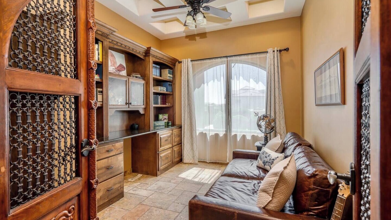 Photo of Livingroom in Rio Rancho