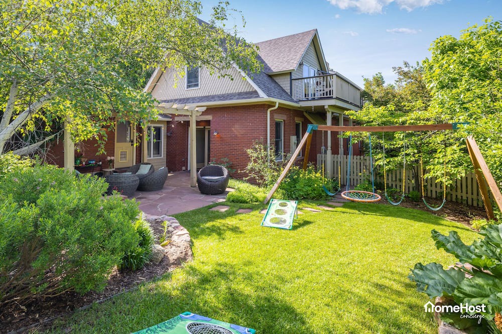 Photo of Outdoor in Mapleton Hill