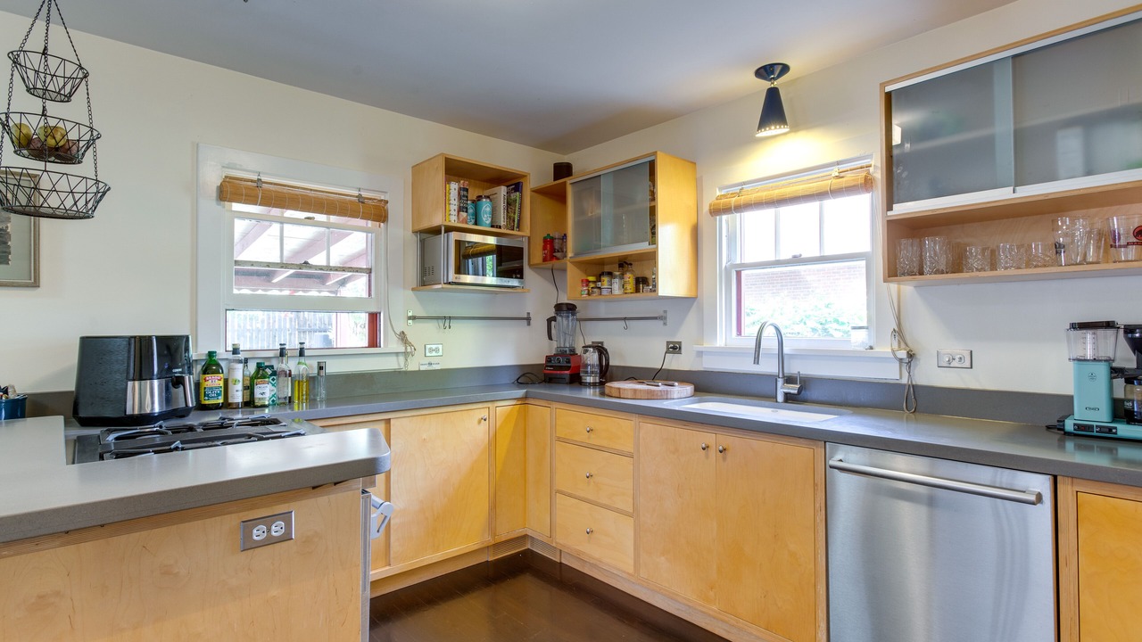 Photo of Kitchen in Golden
