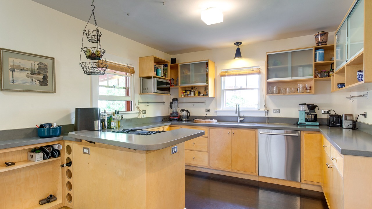 Photo of Kitchen in Golden