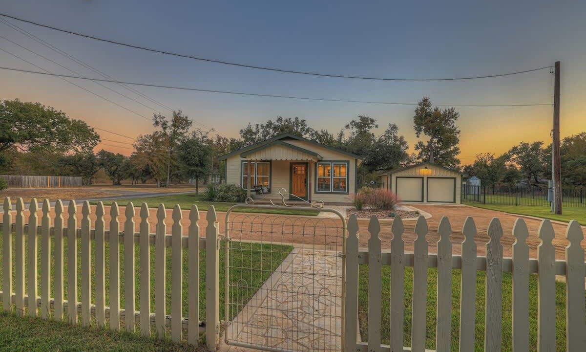 Photo of Outdoor in Dripping Springs