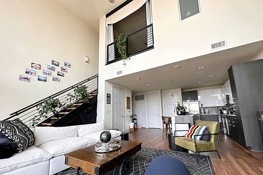 Photo of Livingroom in West End