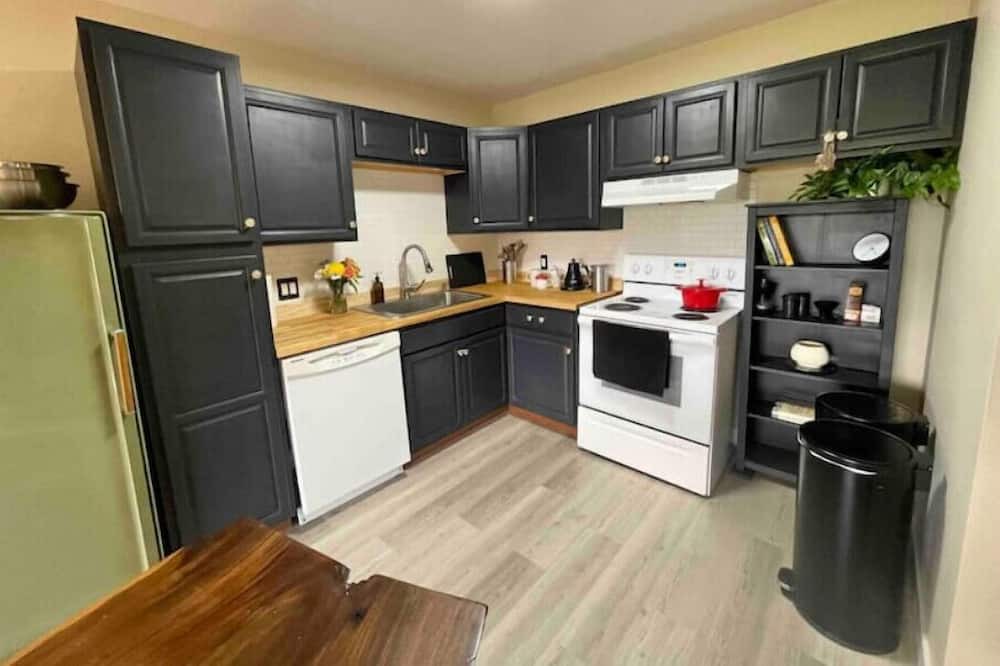 Photo of Kitchen in Gunbarrel