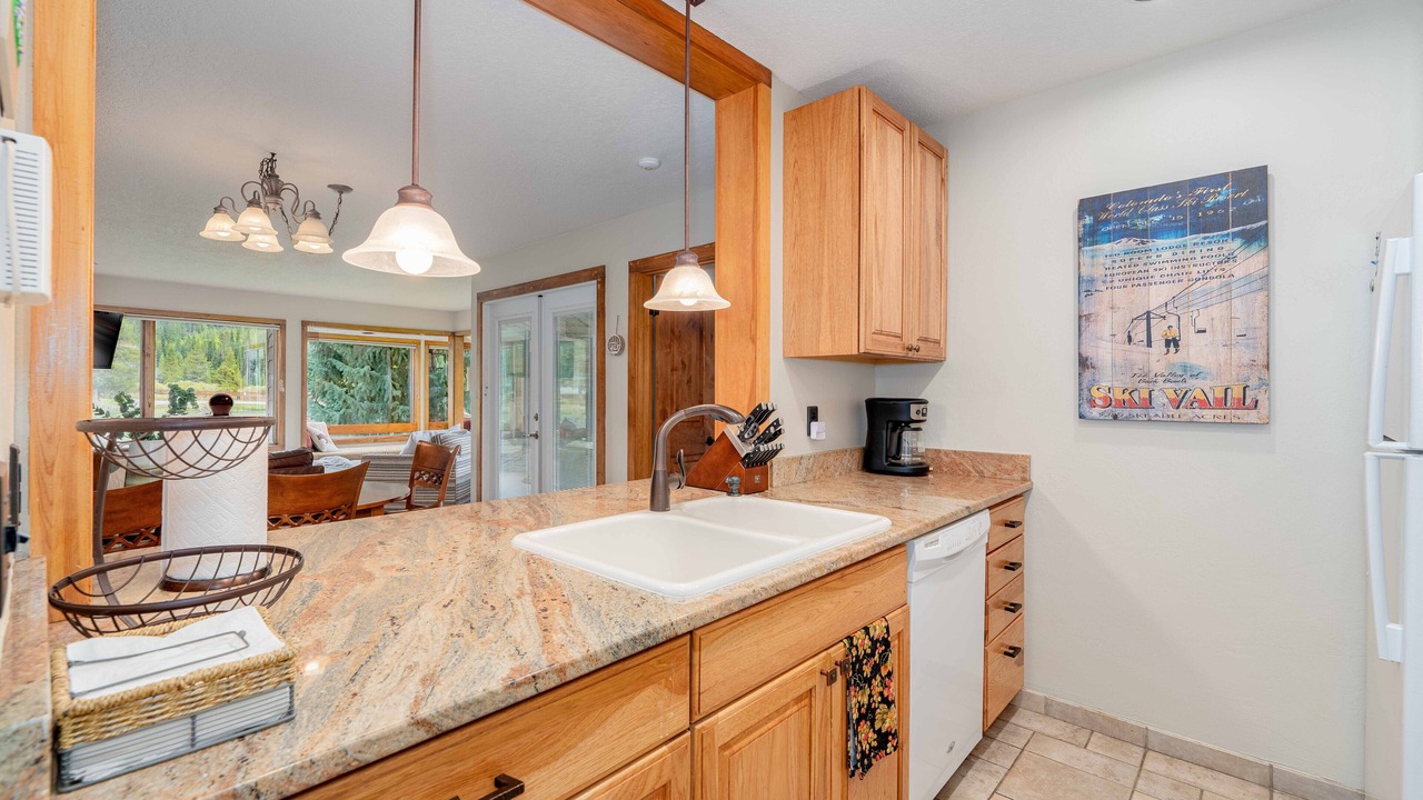Photo of Kitchen in Lakeside Village