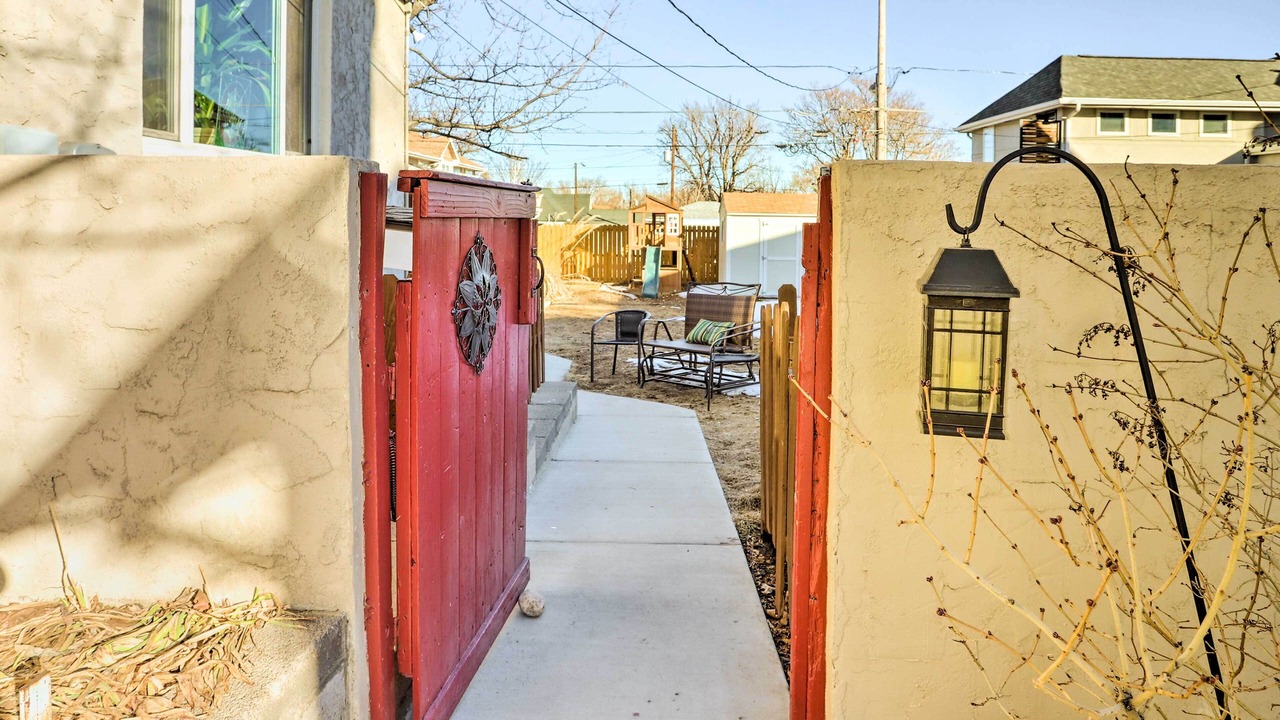 Photo of Others in Sunnyside