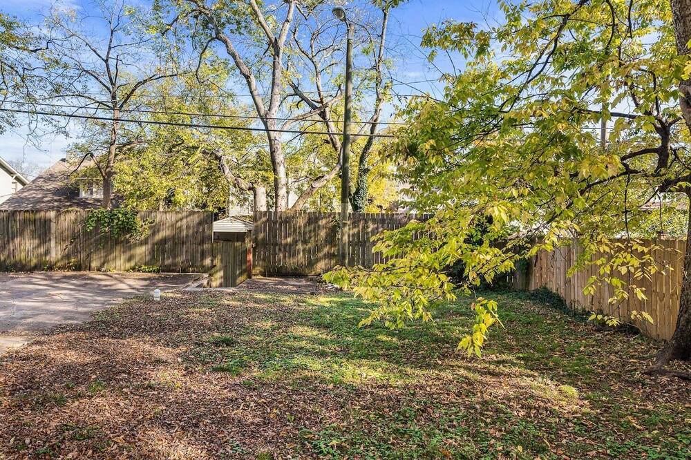 Photo of Outdoor in Hillsboro Village