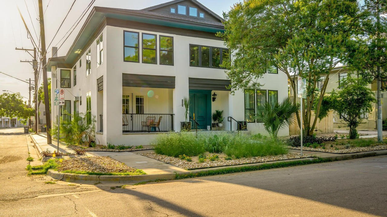 Photo of Outdoor in West End