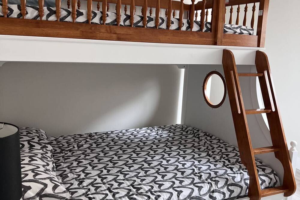 Photo of Bedroom in Old Towne