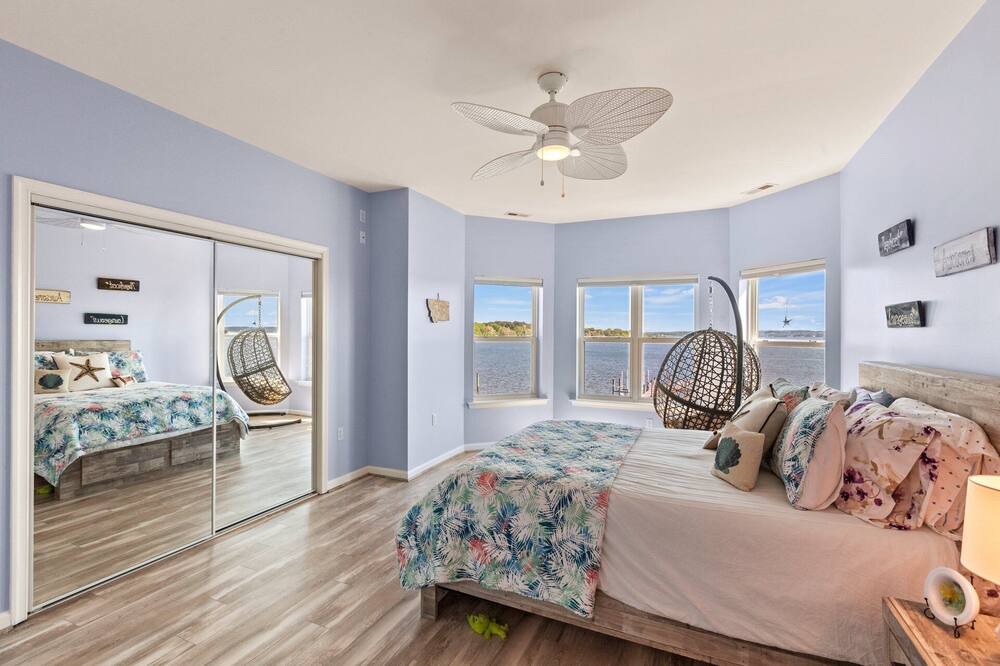 Photo of Bedroom in Cobb Island