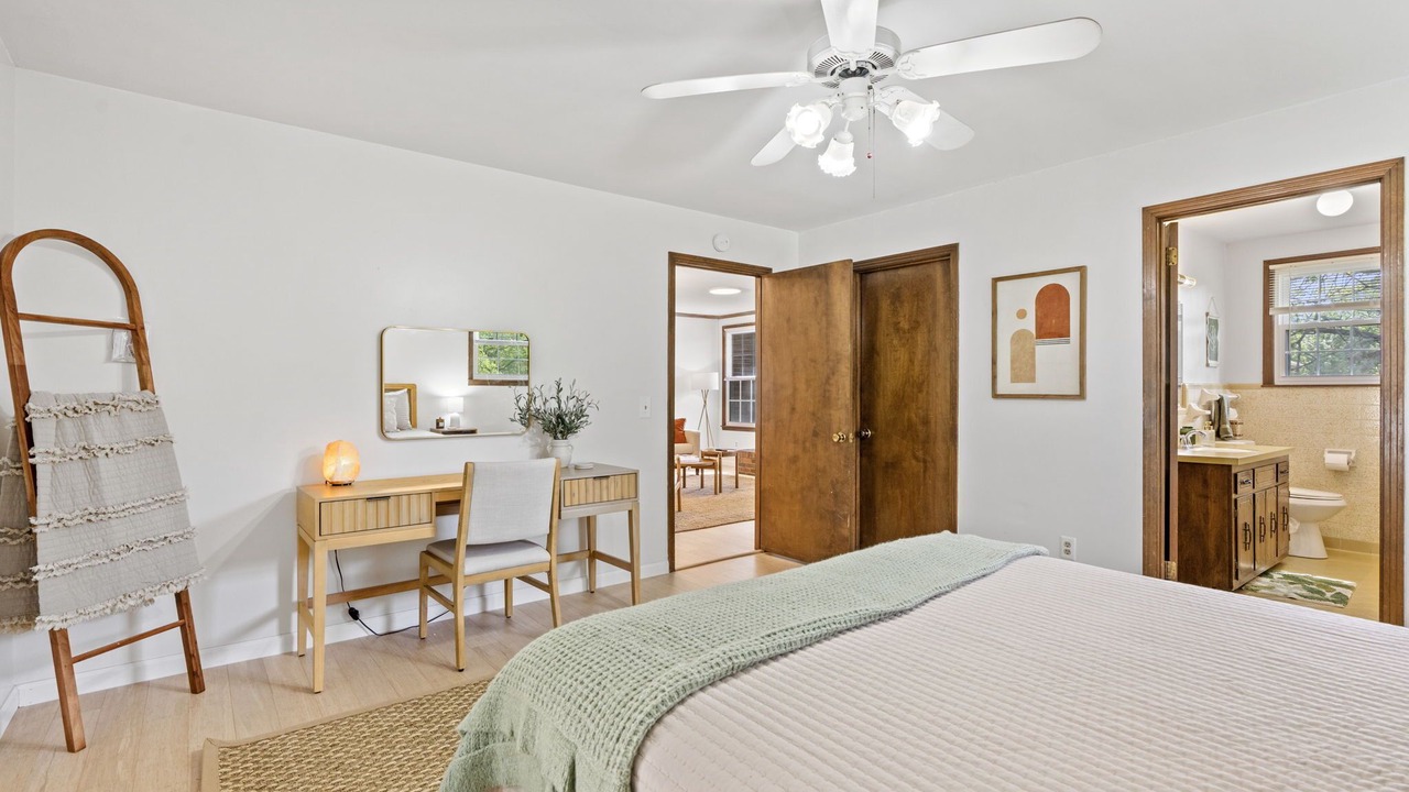 Photo of Bedroom in Nashville-Davidson