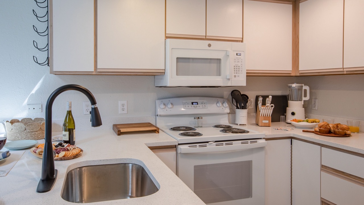 Photo of Kitchen in Downtown Cannon Beach