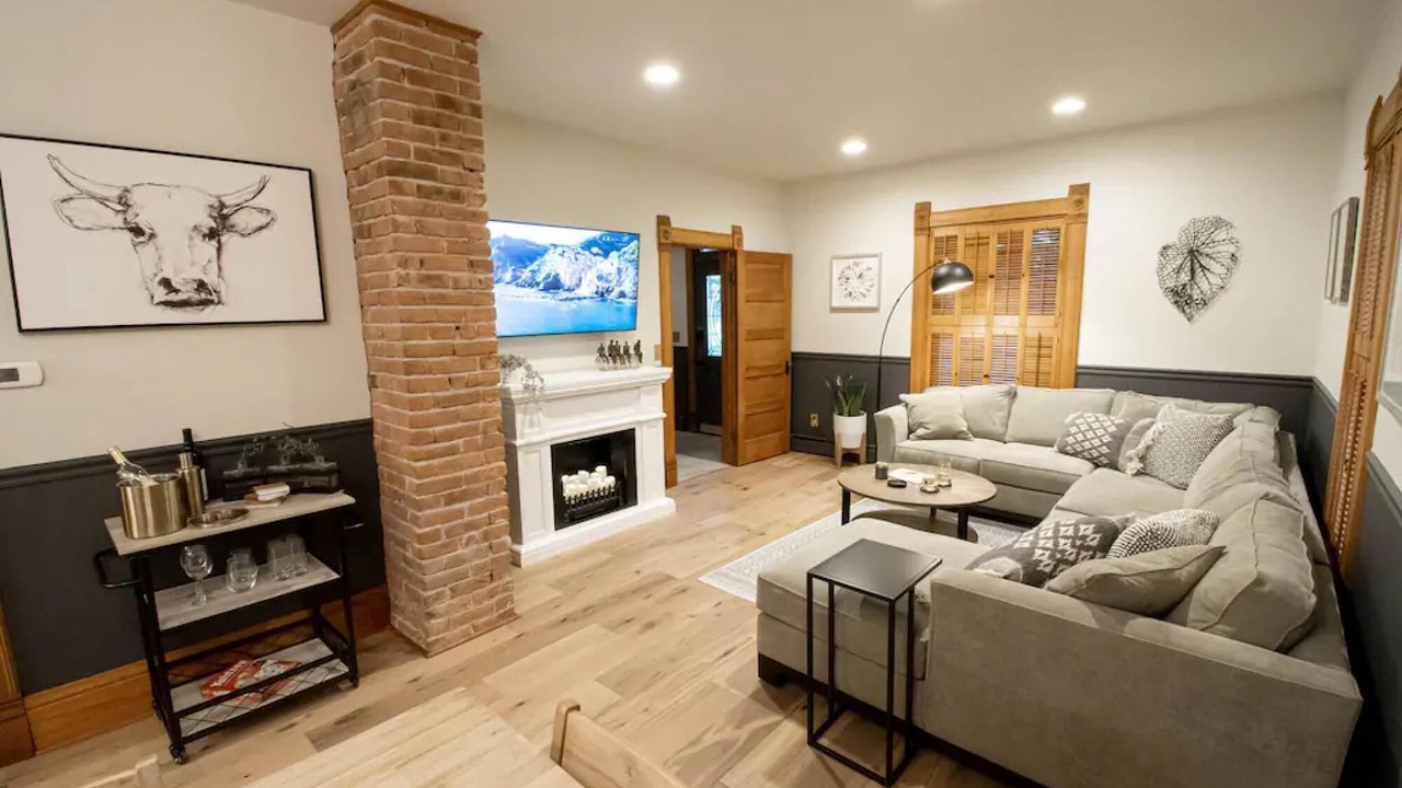 Photo of Livingroom in Littleton