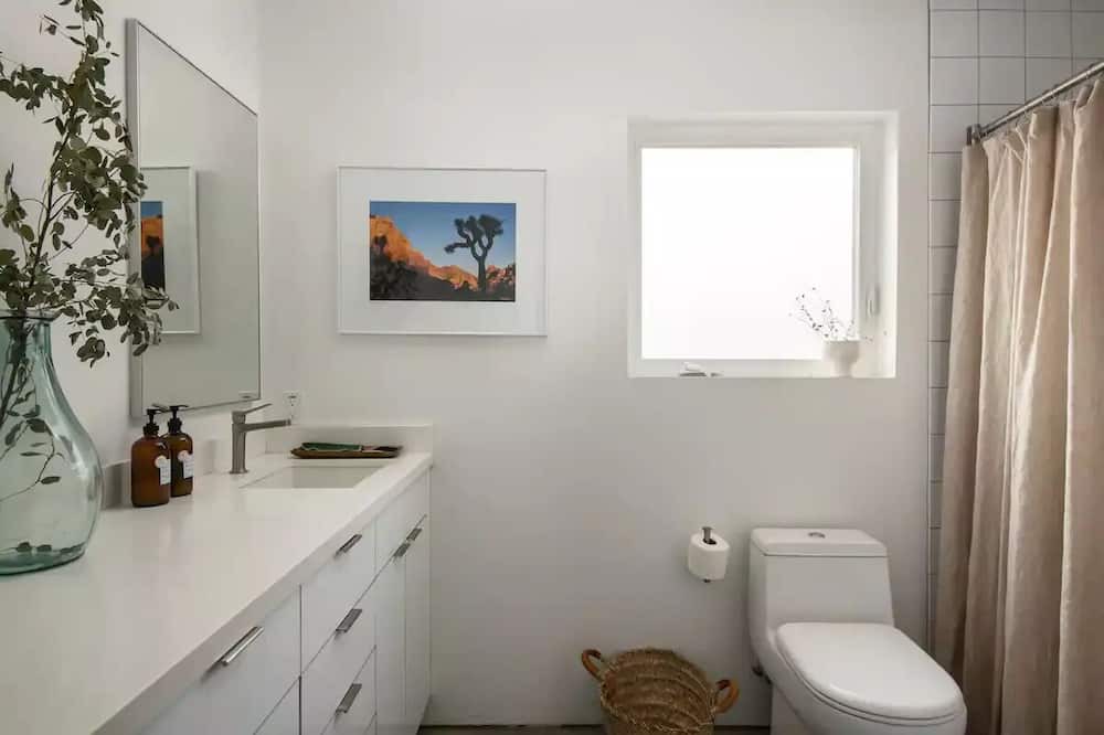 Photo of Bathroom in Joshua Tree