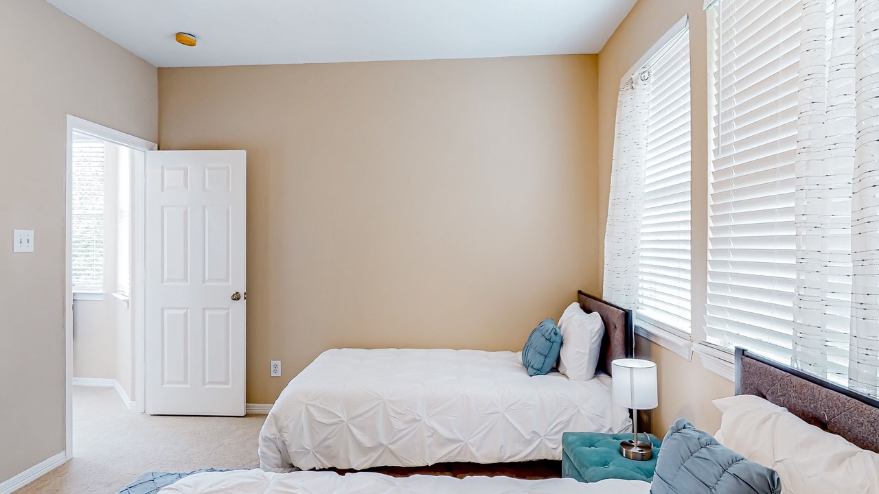 Photo of Bedroom in Pearland