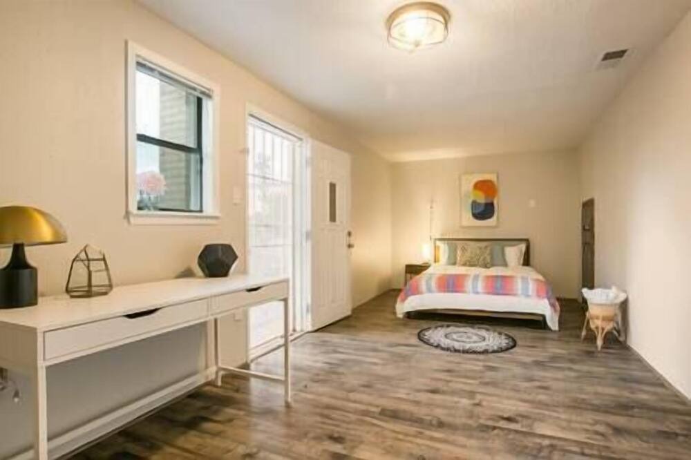 Photo of Bedroom in Paradise Hills Civic