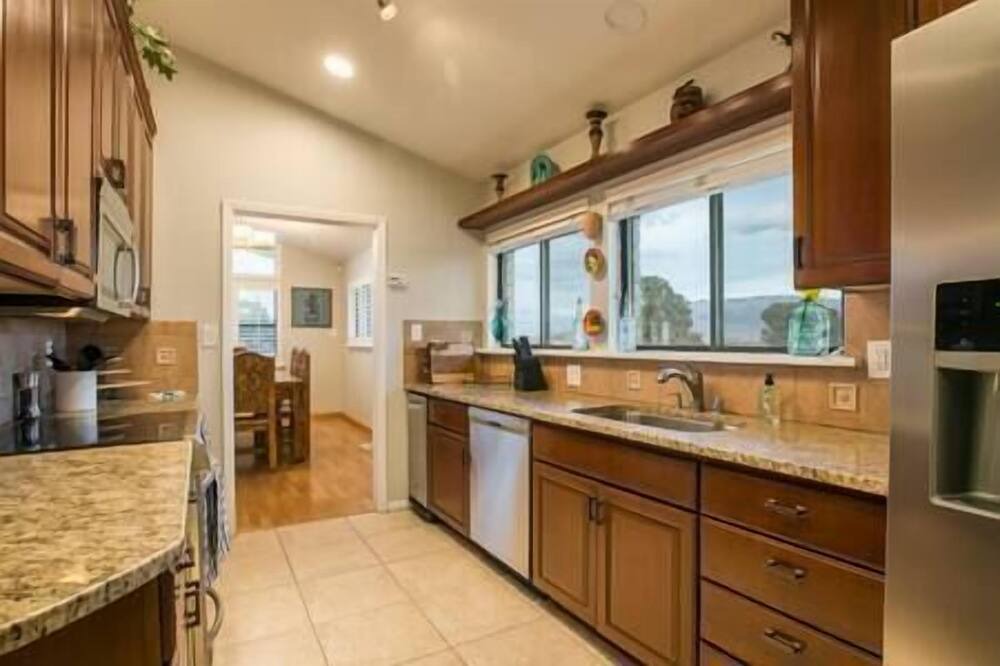 Photo of Kitchen in Paradise Hills Civic