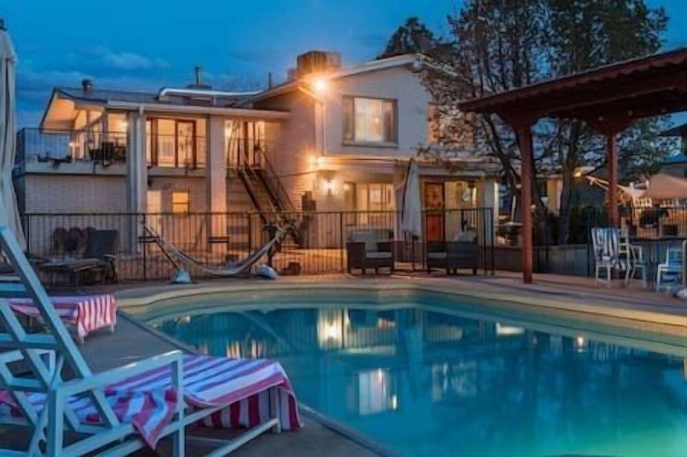 Photo of Outdoor in Paradise Hills Civic