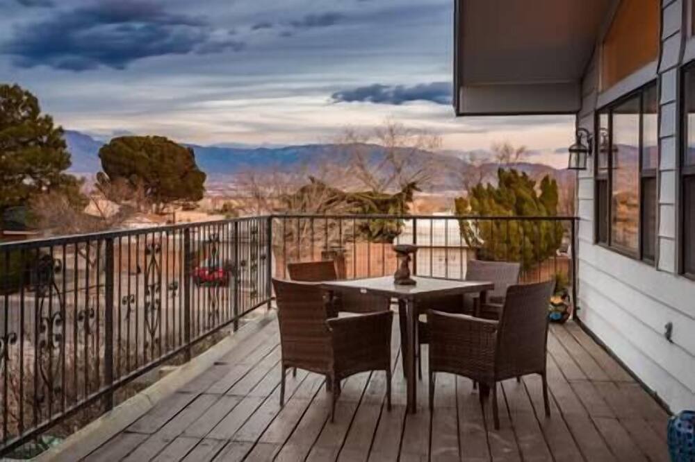 Photo of Outdoor in Paradise Hills Civic