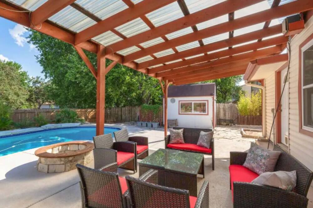 Photo of Patio Balcony in Anderson Mill
