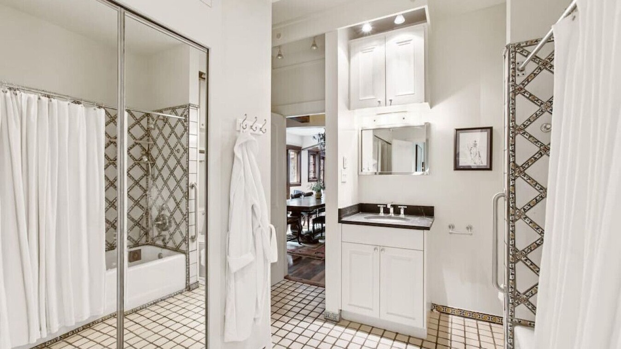 Photo of Bathroom in West End