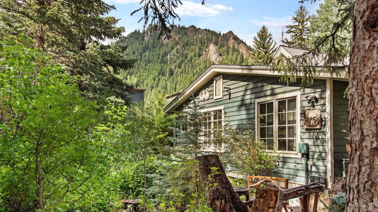 Photo of Outdoor in West End