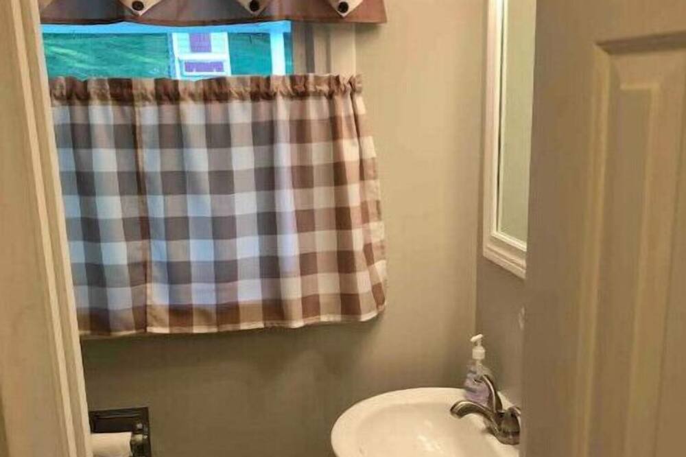 Photo of Bathroom in Monterey