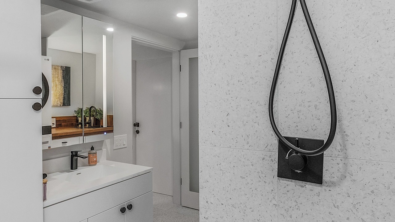Photo of Bathroom in Green Lake