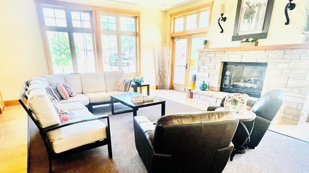 Photo of Livingroom in Broomfield