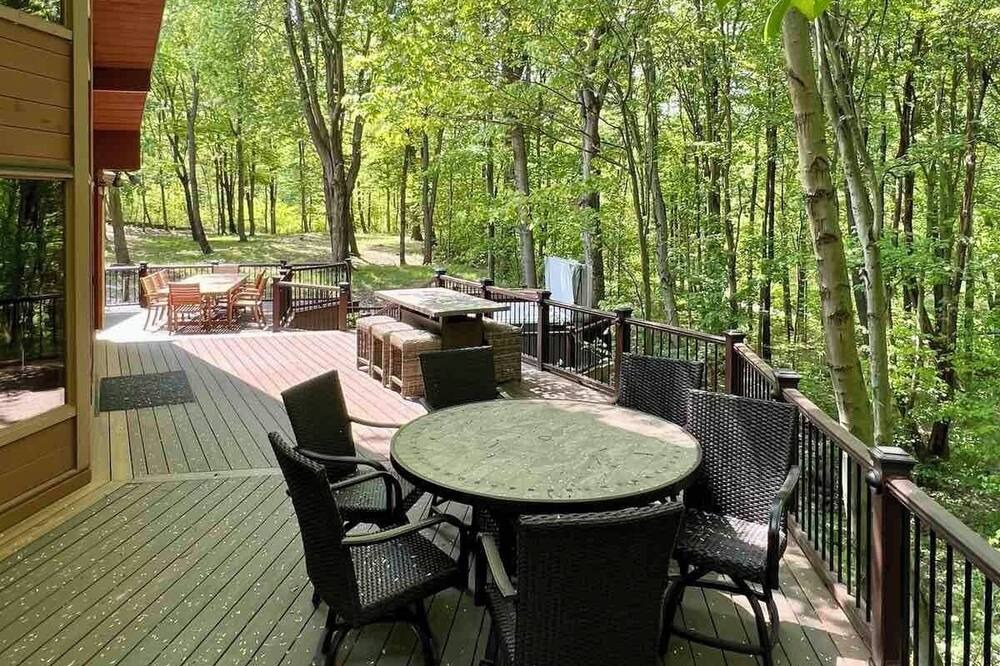 Photo of Outdoor in North Industry