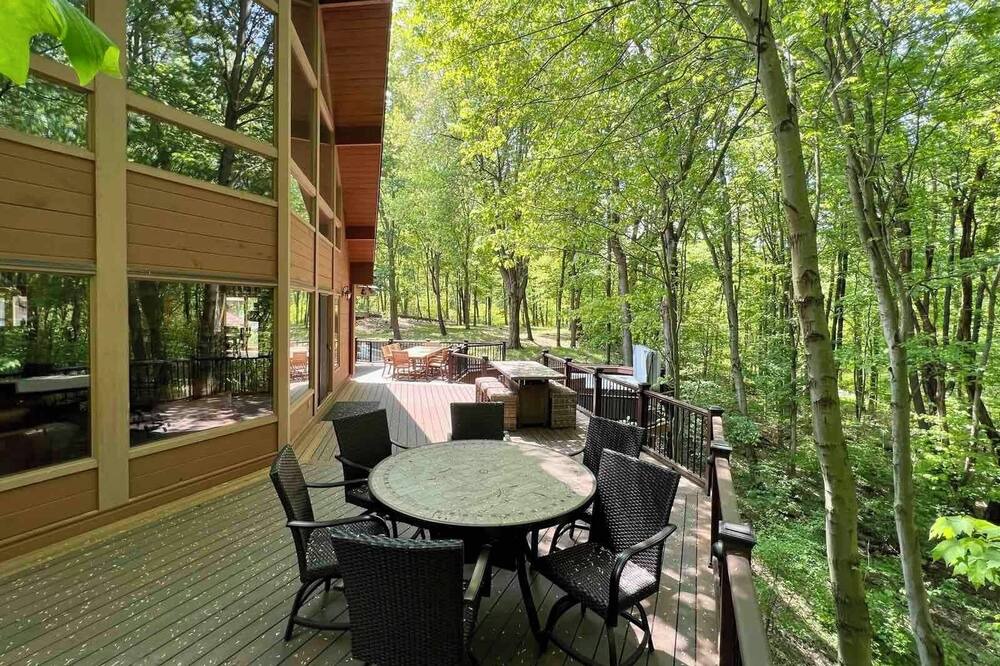 Photo of Outdoor in North Industry