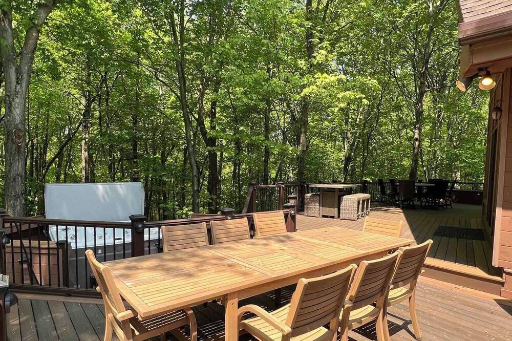 Photo of Outdoor in North Industry