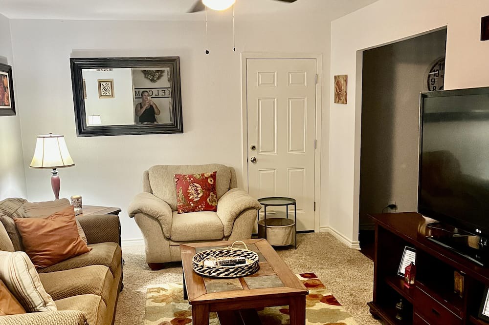 Photo of Livingroom in Schertz