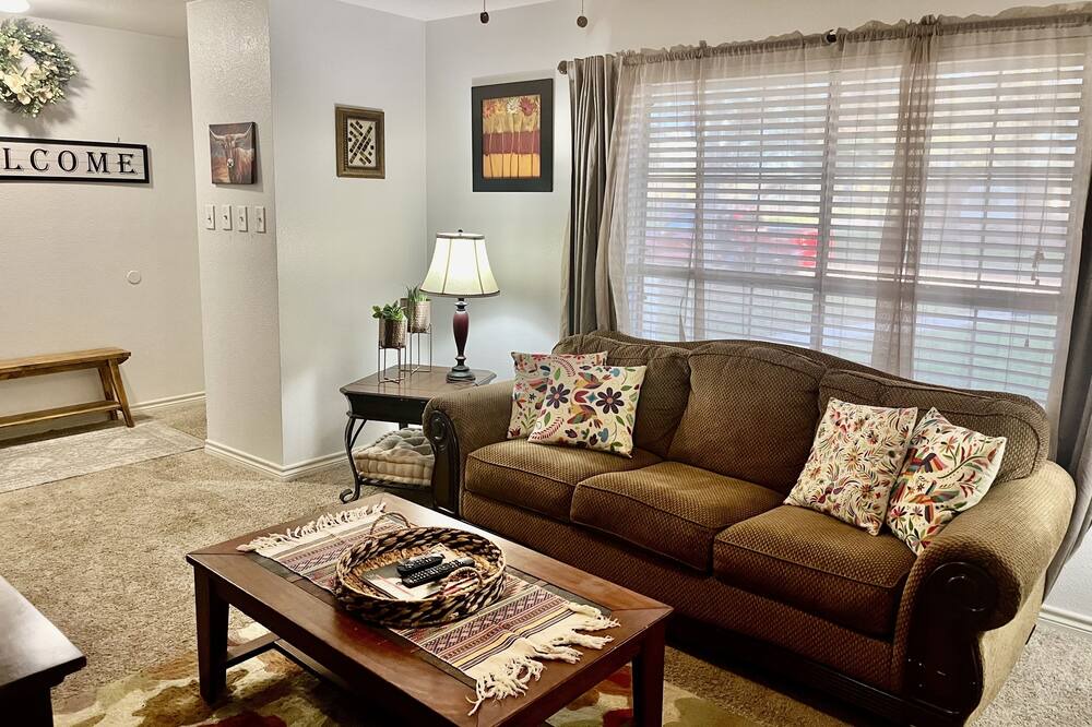 Photo of Livingroom in Schertz