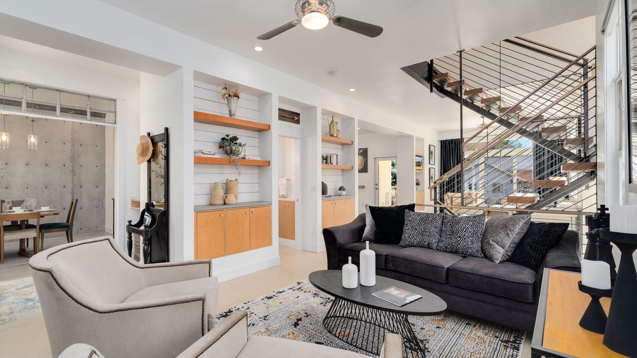Photo of Livingroom in University Park