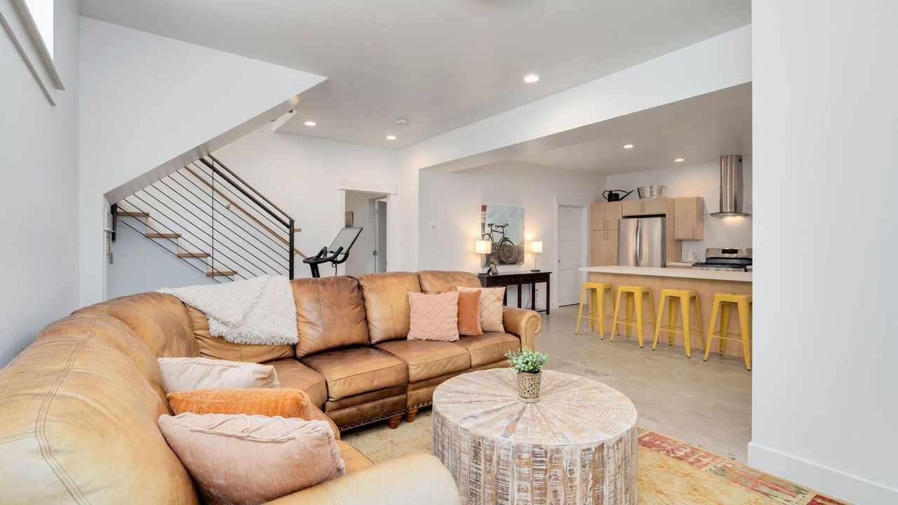 Photo of Livingroom in University Park