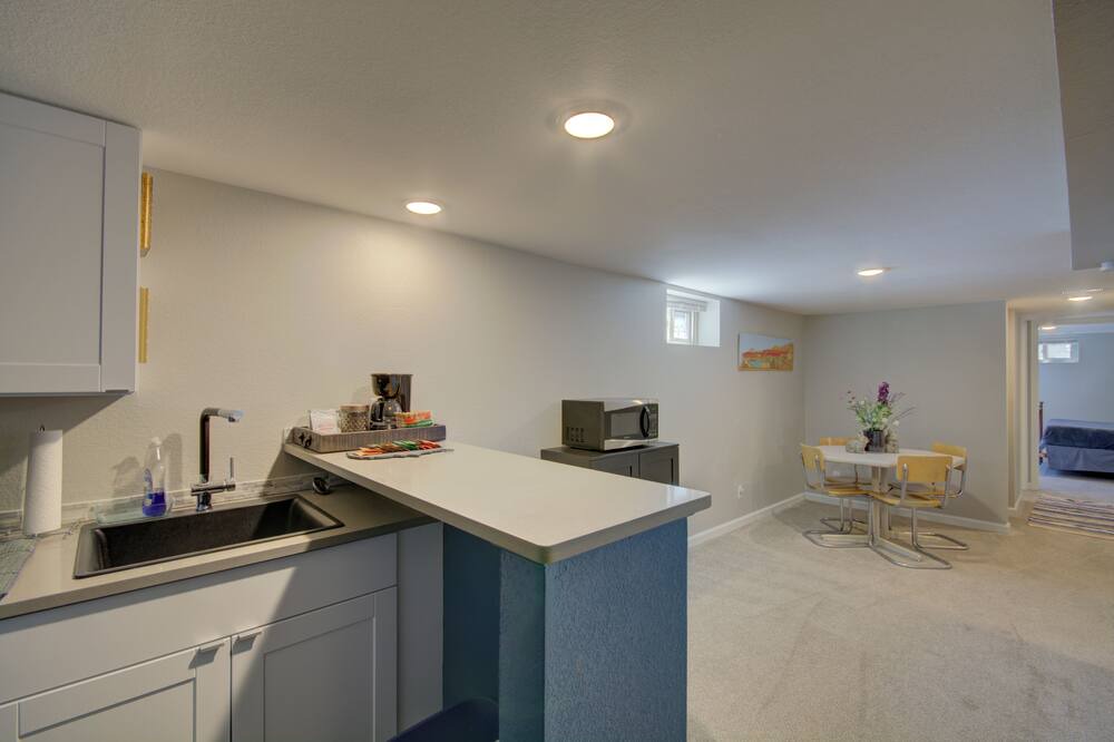 Photo of Kitchen in Arvada Plaza Area