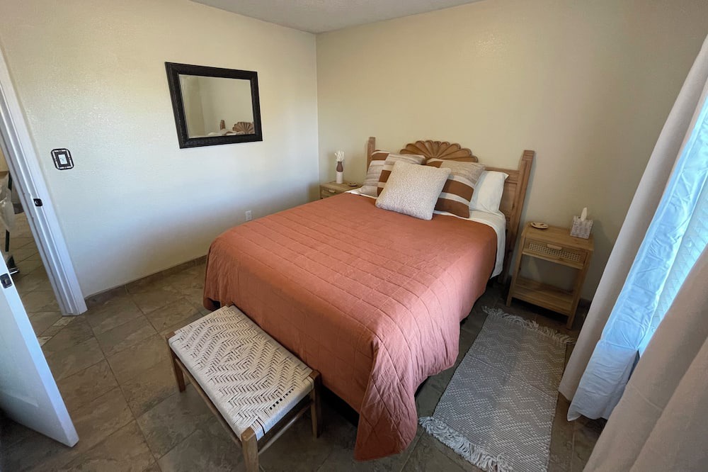 Photo of Bedroom in Westside