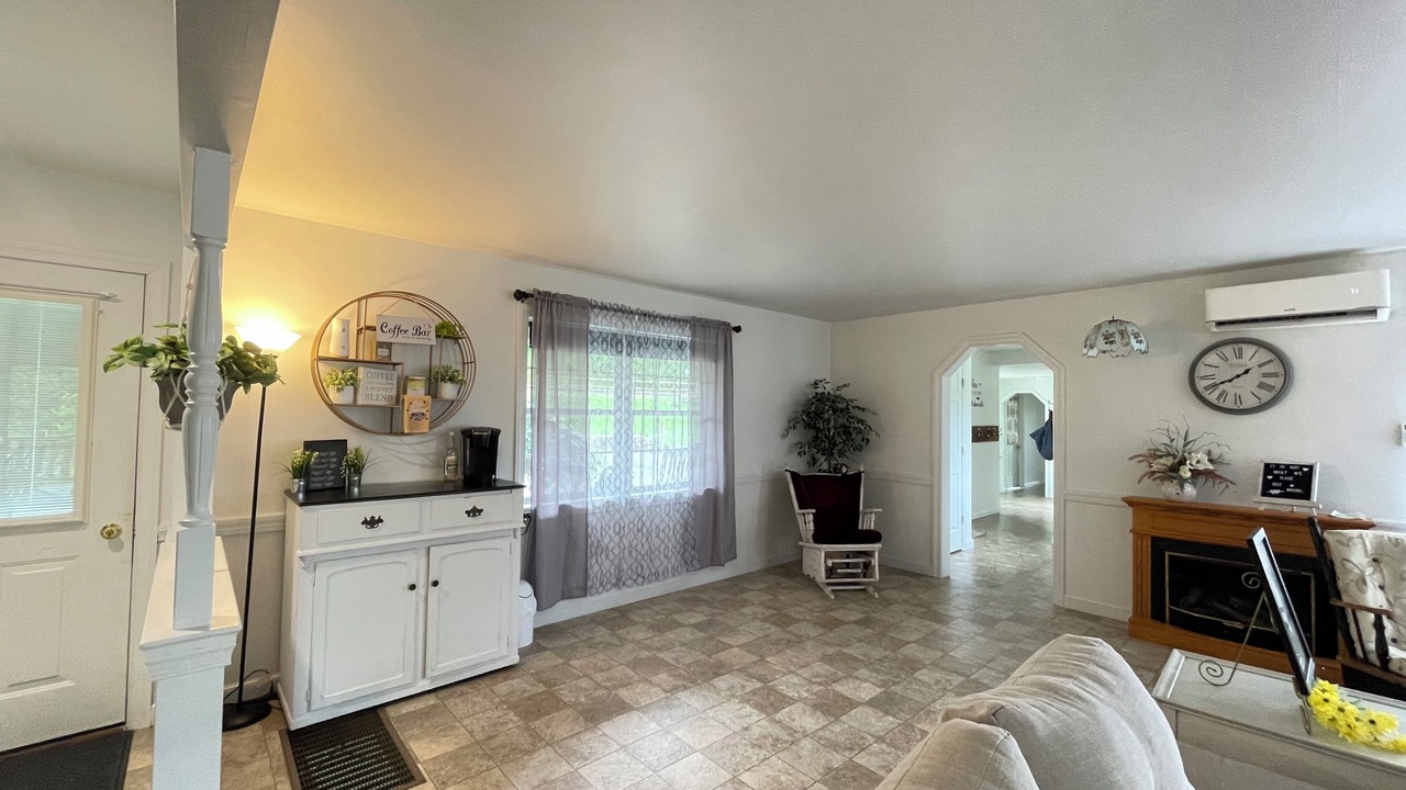 Photo of Livingroom in Loysville