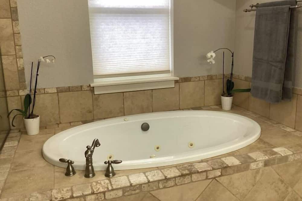 Photo of Bathroom in Lafayette
