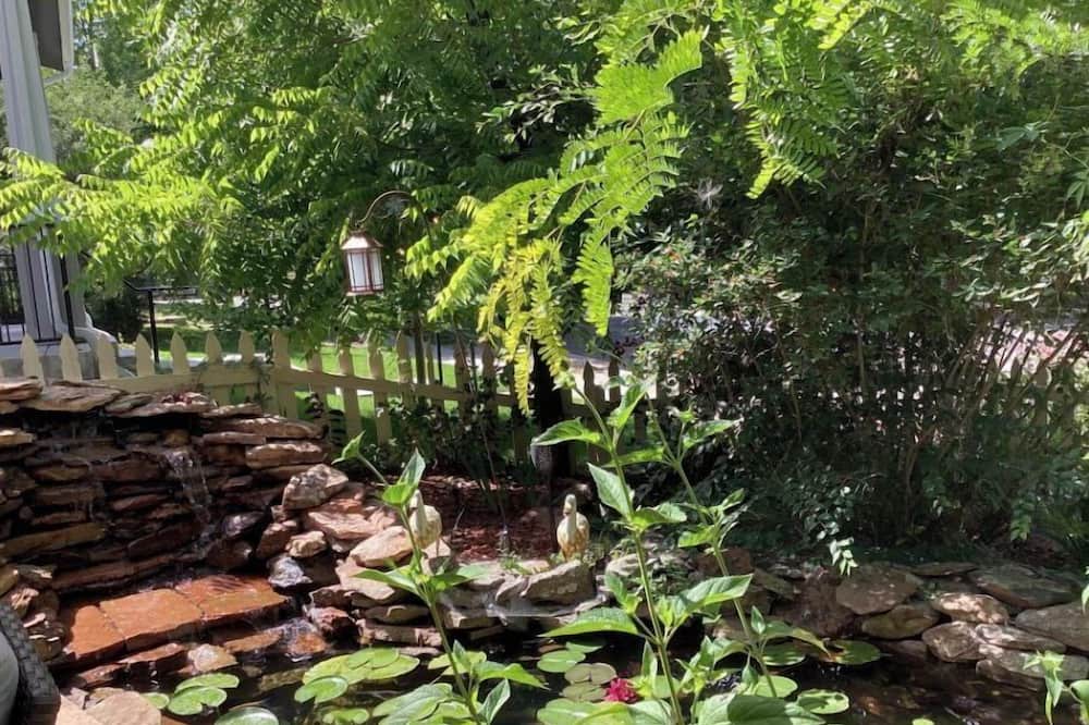 Photo of Outdoor in Lafayette
