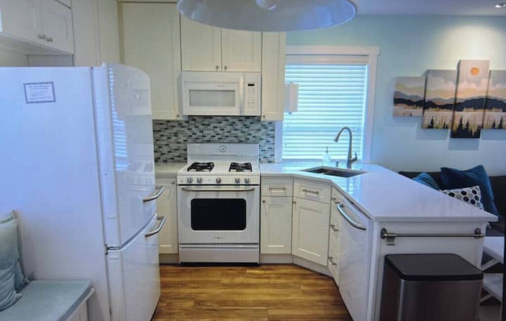 Photo of Kitchen in North Central Westminster