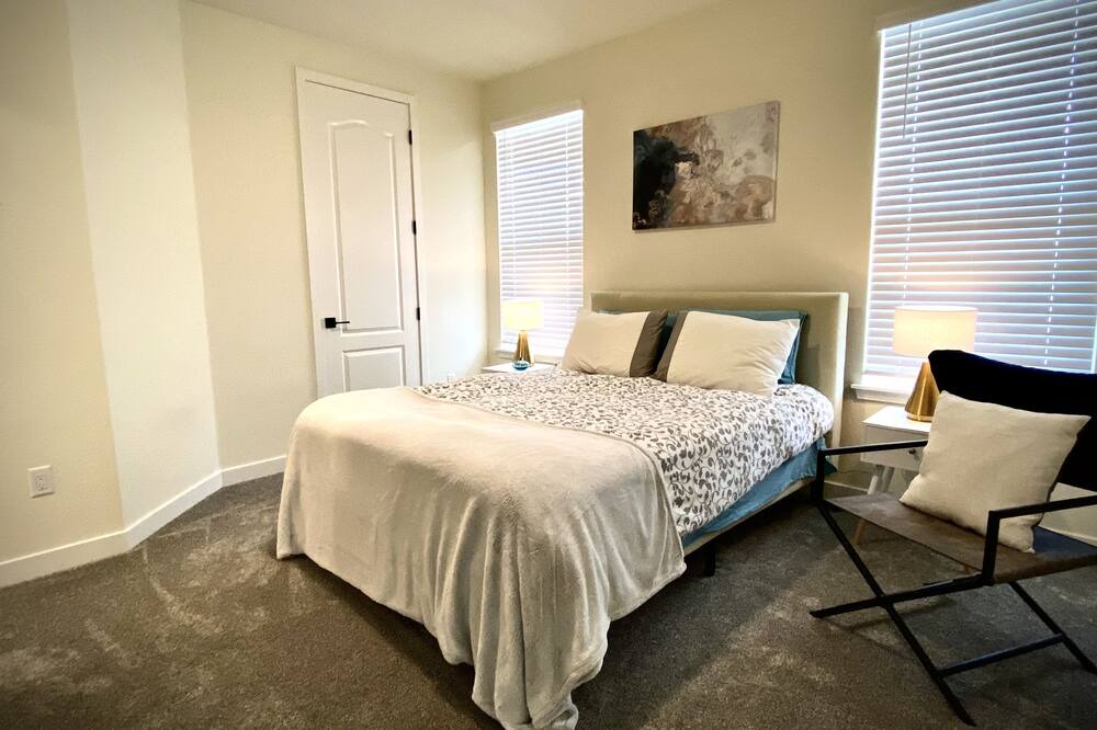 Photo of Bedroom in Northfield
