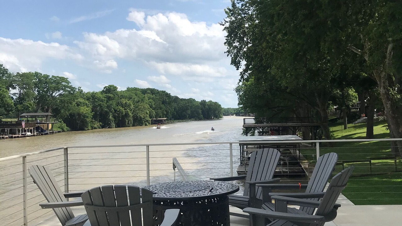 Photo of Outdoor in McQueeney